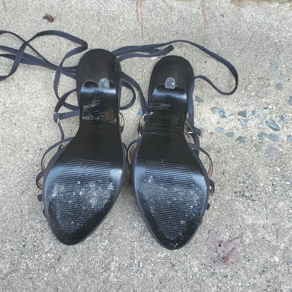 RELISTEDVS Colin Stuart strappy & sexy black heels - Picture 5 of 7